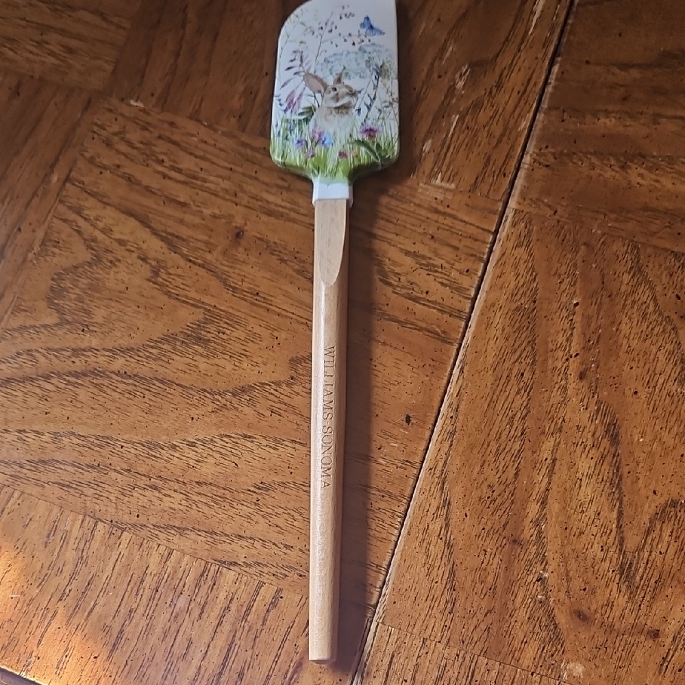 Williams Sonoma Bunny-Illustrated Silicone Spatula in White and Green